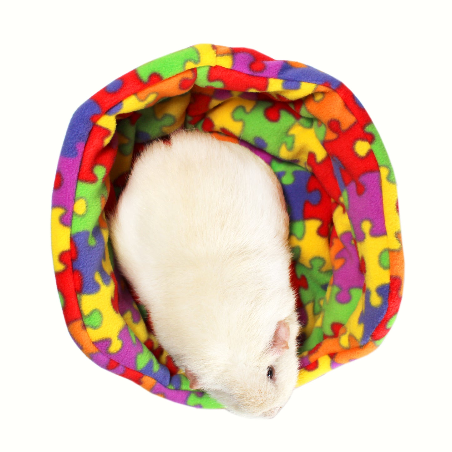 Jigsaw Puzzle Guinea Pig Bed, top view of the guinea pig bed with a guinea pig inside to give a better idea of the size