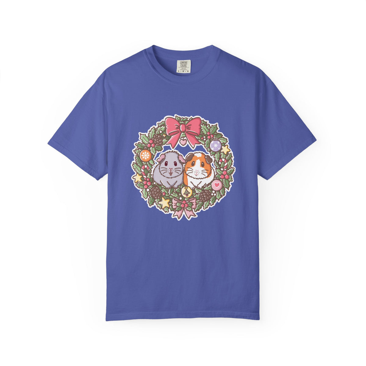 Blue-purple Christmas guinea pig T-shirt with Earl Grey and Teacake wreath