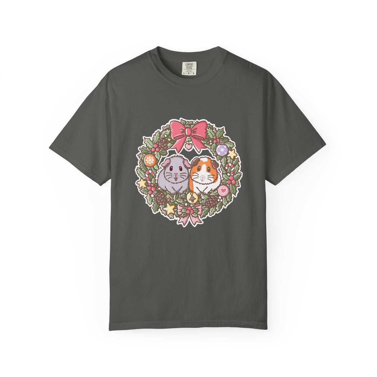 Dark charcoal Pepper T-shirt featuring Earl Grey and Teacake in a colourful Christmas wreath.