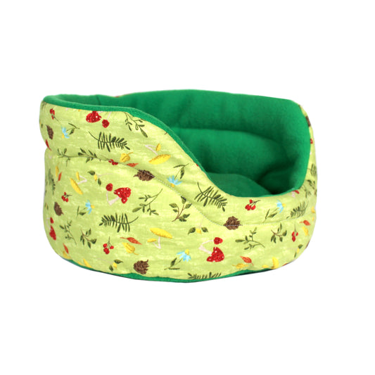 Green Autumn Bed for  Guinea Pigs, side view empty