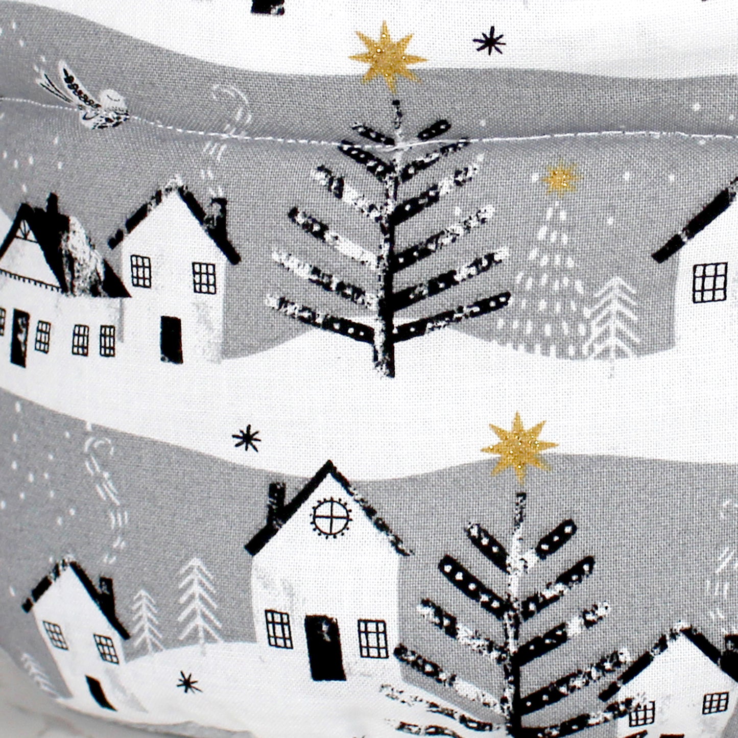 Grey Winter Scene Cuddle Cup Bed