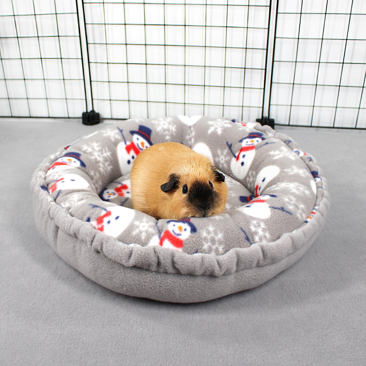 Grey Snowman Doughnut Bed for Small Animals
